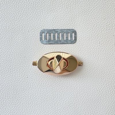 Broche torniquete 36.5 * 21mm - Dorado