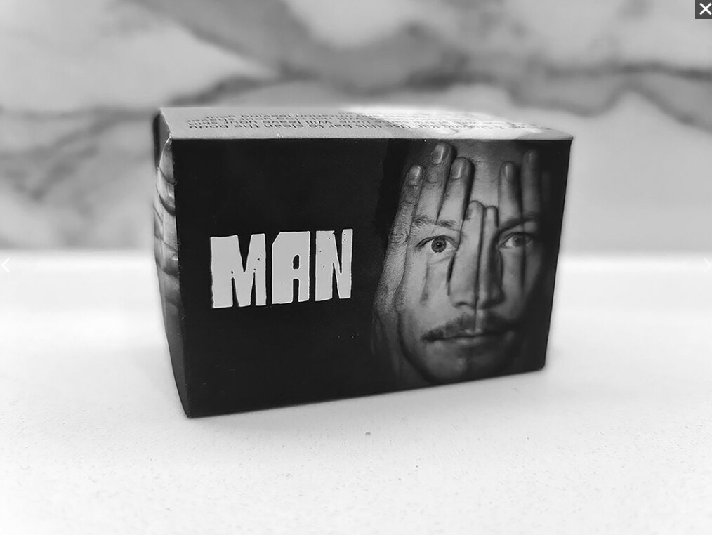 MAN - SHOWER &amp; SHAVING BAR