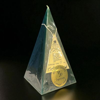Zodiac Light Pyramid - Capricorn