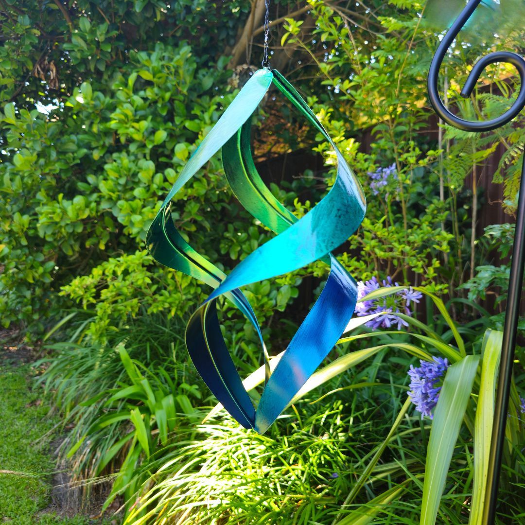AZURE BREEZE SPIRAL SPINNER