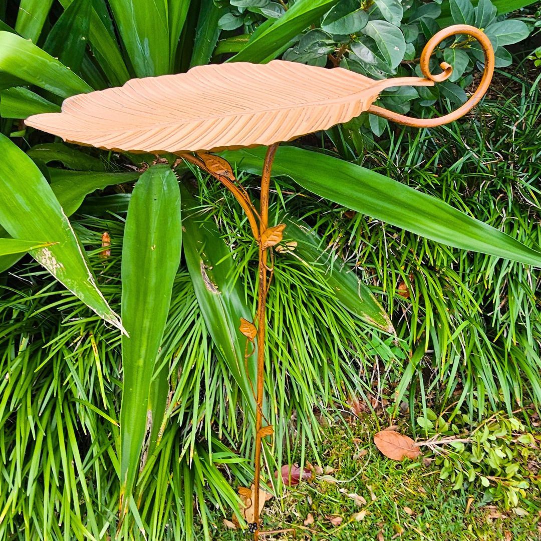 LEAF BIRDFEEDER STAKE