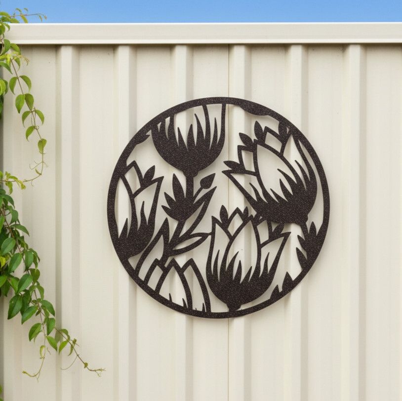 TULIP WALL DECOR