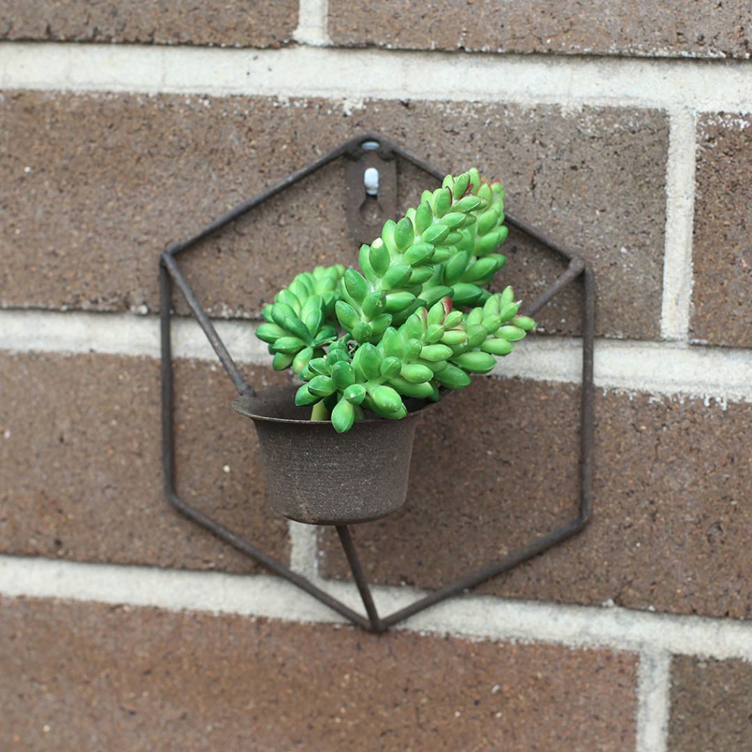 SMALL METAL WALL PLANTER