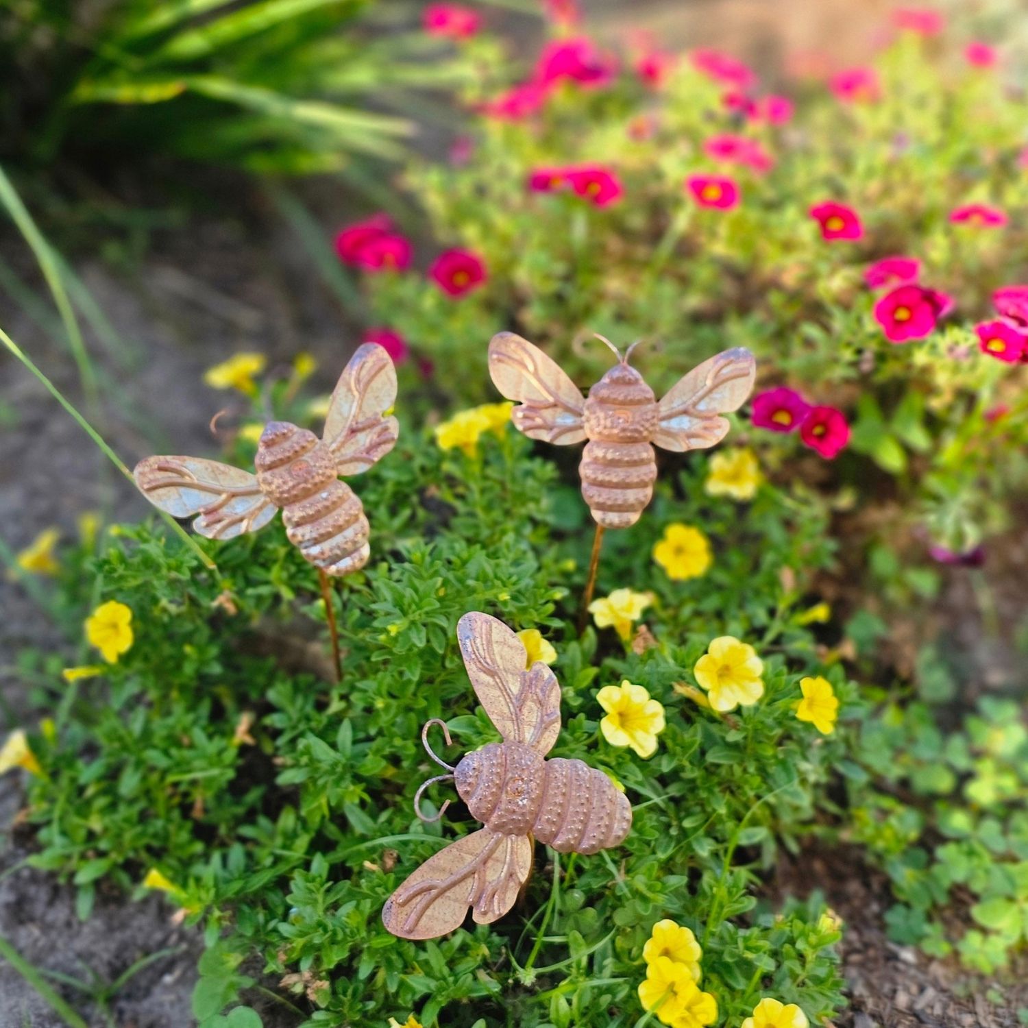 BEE STAKE