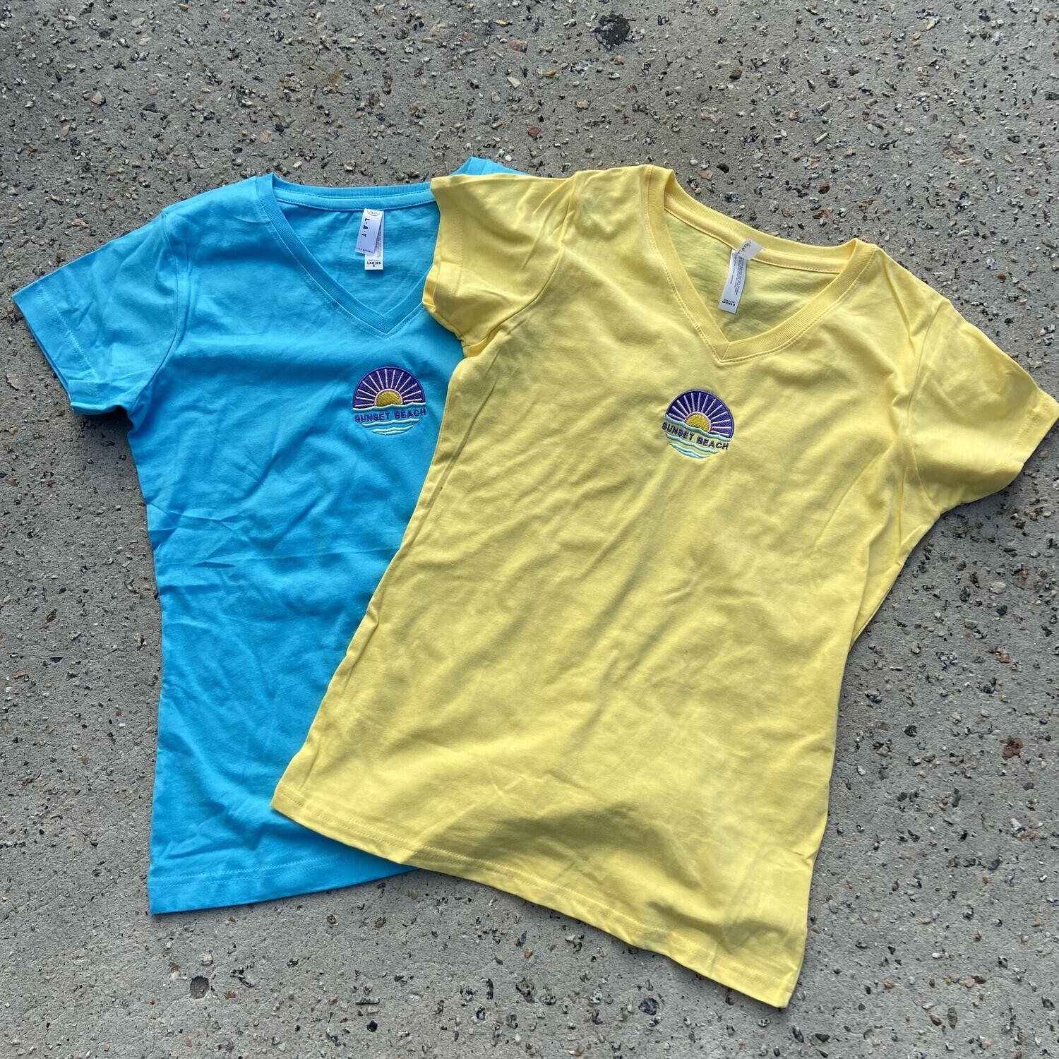 PANACHE SUN/WAVE EMB VNECK TEE