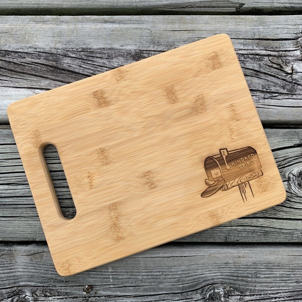 KINDRED SPIRIT CUTTING BOARD