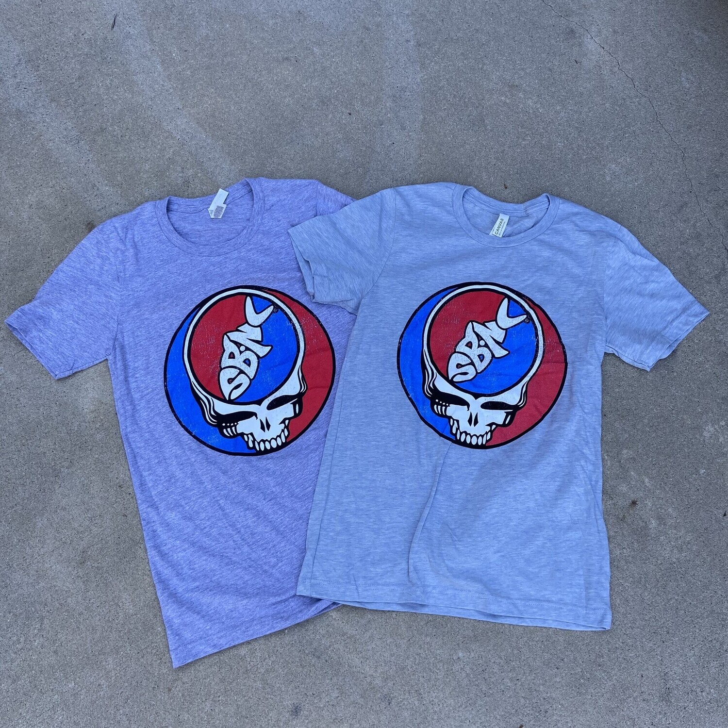SBNC FISH GR8FUL SKULL TEE