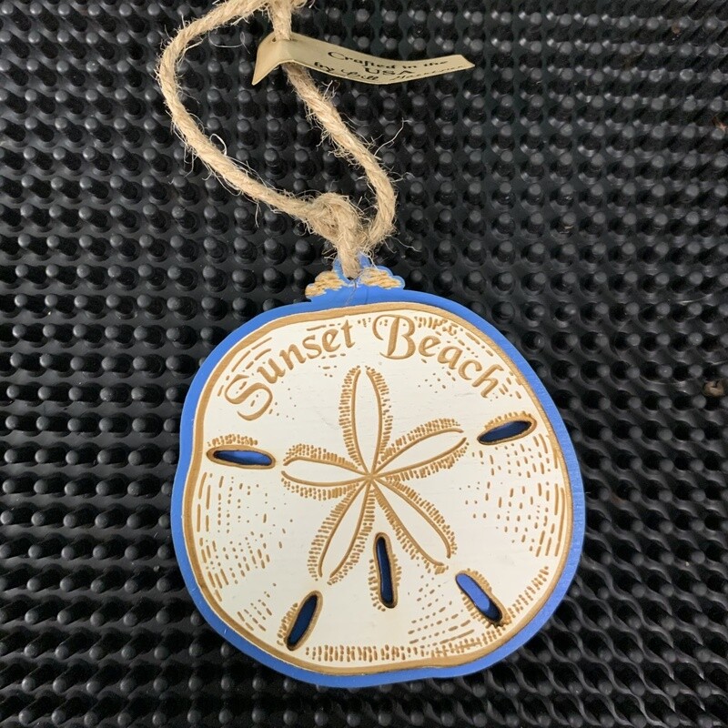LRG SAND DOLLAR ORNAMENT (SKY BLUE)