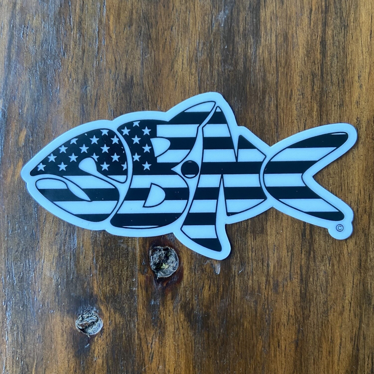 STICKER (L) SBNC FISH USA B&amp;W