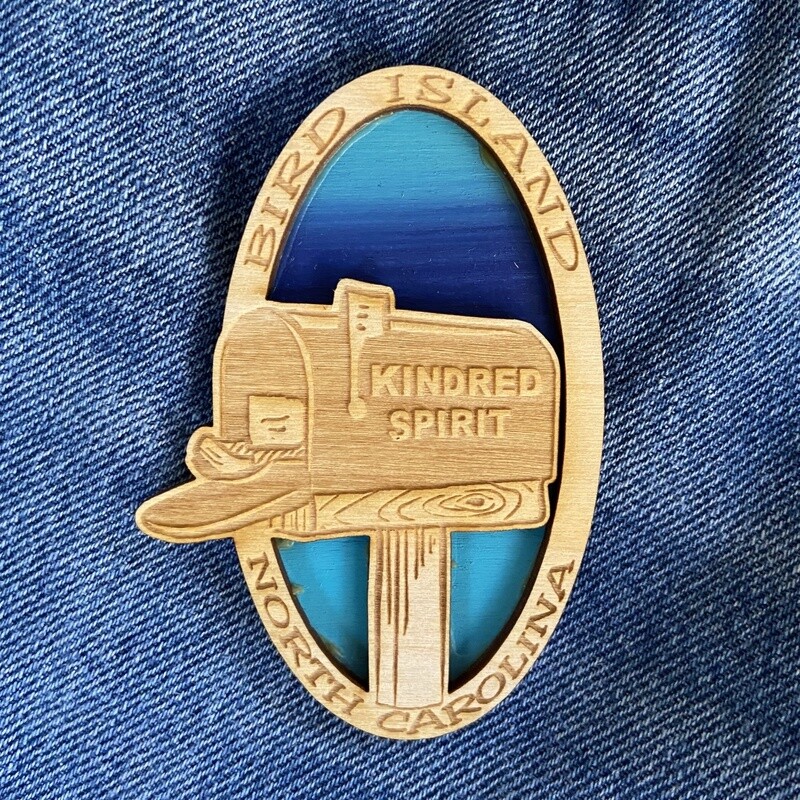 KINDRED SPIRIT OVAL BILEVEL MAGNET (OCEAN OMBRE)