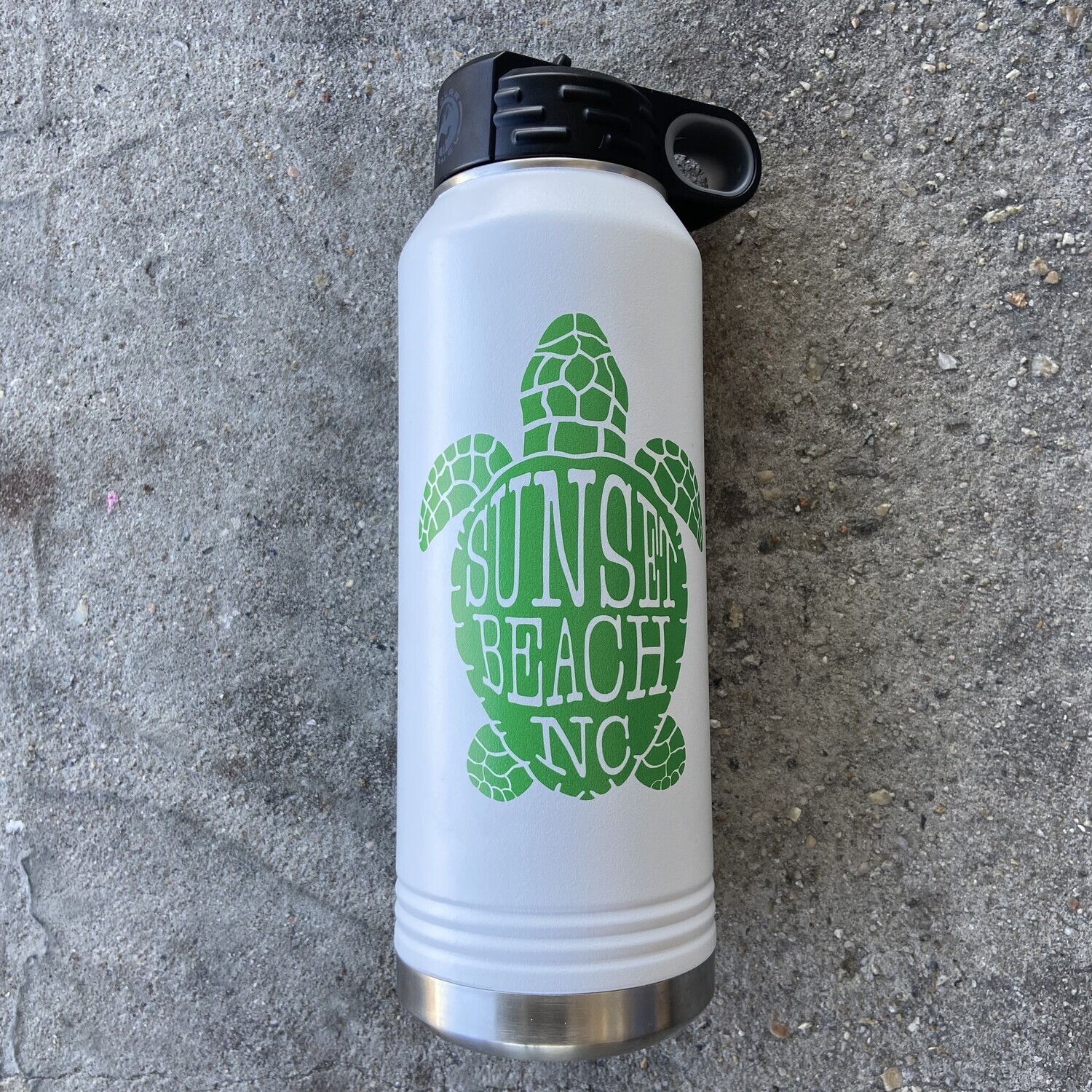 TURTLE 32oz WHITE STRAW BOTTLE