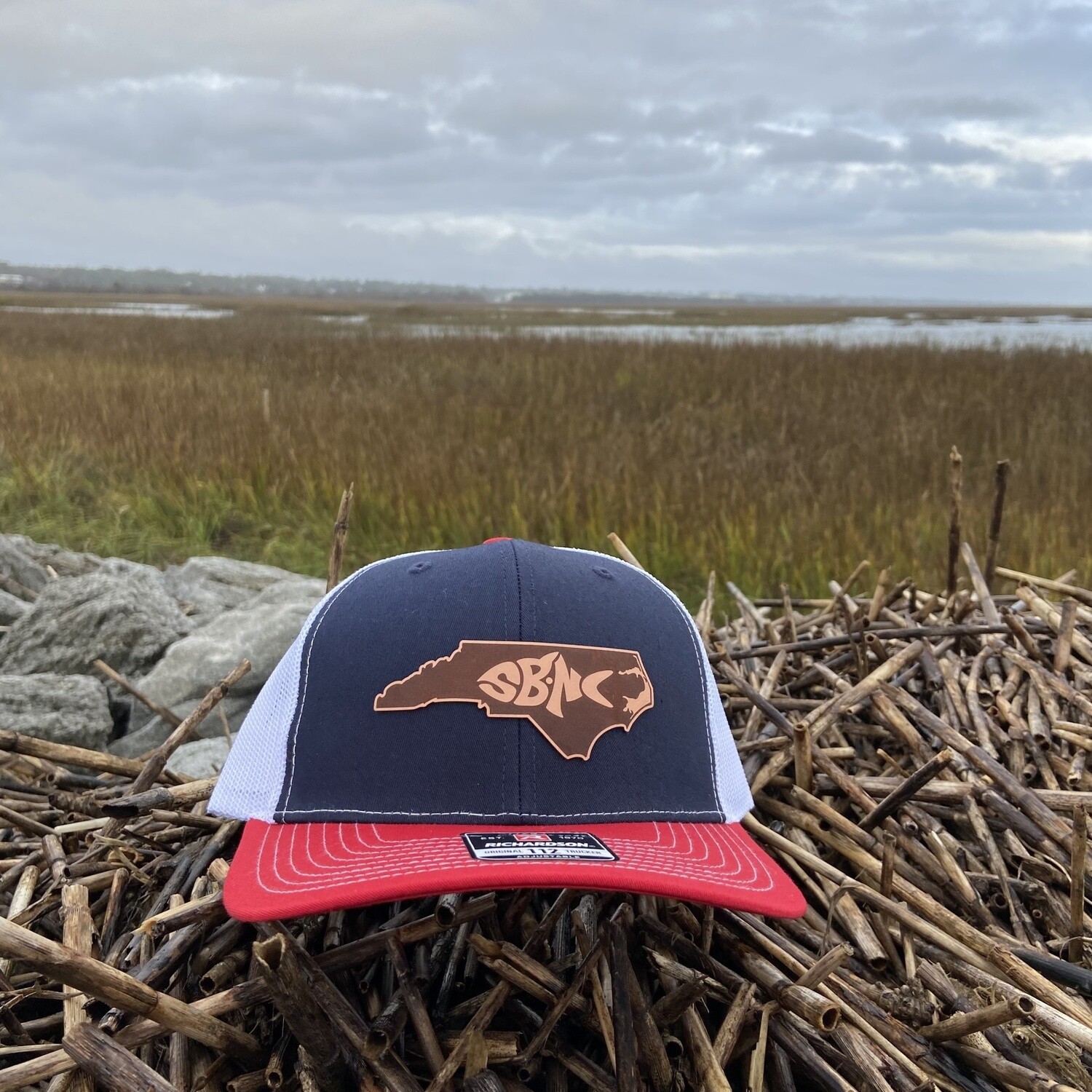 ETCHED SBNC FISH NC CAP NAVY/WHT/RED