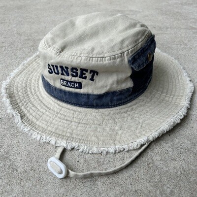 SUNSET ARCH BEACH BLOCK POCKET AUSSIE HAT STONE/NAVY