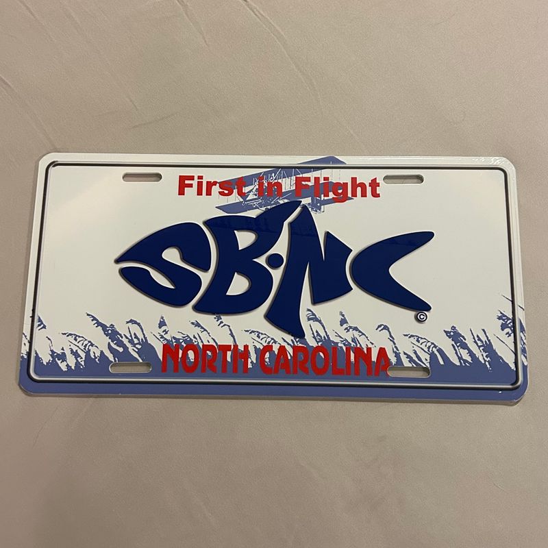 SBNC FISH NC FIRST IN FLIGHT LICENSE PLATE