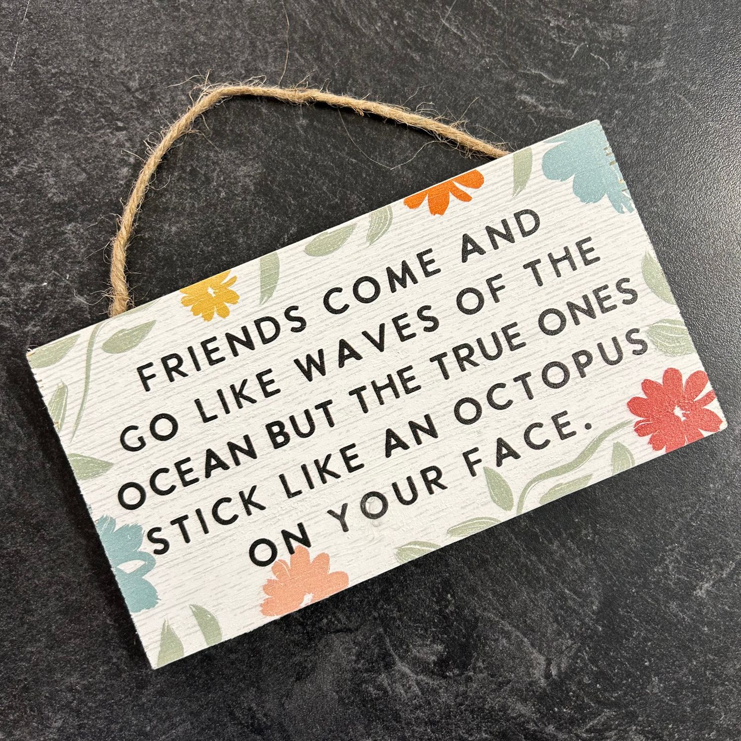 PETITE HANGER STICK LIKE OCTOPUS