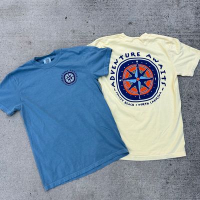 ADVENTURE AWAITS COMPASS TEE
