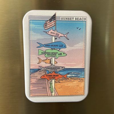 PIER FISH SIGNS MAGNET