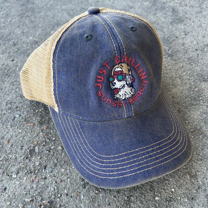 JUST CHILLIN&#39; PUP OFY TRUCKER CAP (BLUE)