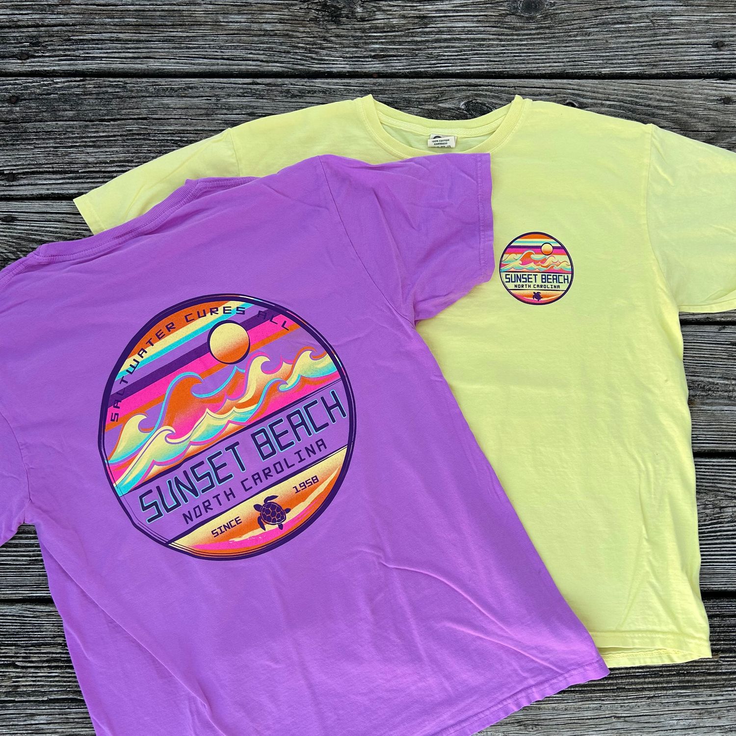 GILDAROY WAVES &amp; TURTLE TEE