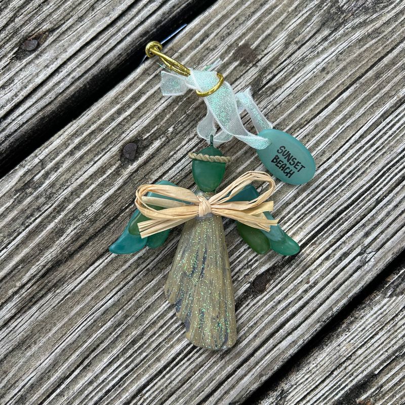 DRIFTWOOD &amp; SEAGLASS ANGEL RESIN ORNAMENT