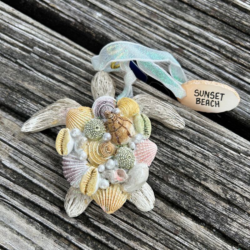 SEASHELLS TURTLE RESIN ORNAMENT