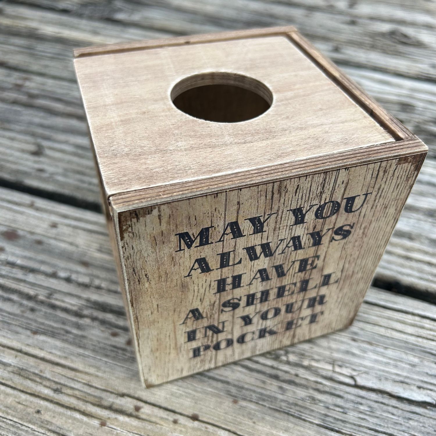 SQUARE SHELL BOX HAVE A SHELL