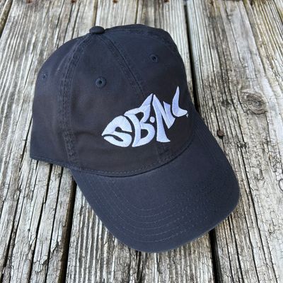SBNC FISH EZA RELAXED TWILL CAP (NAVY)