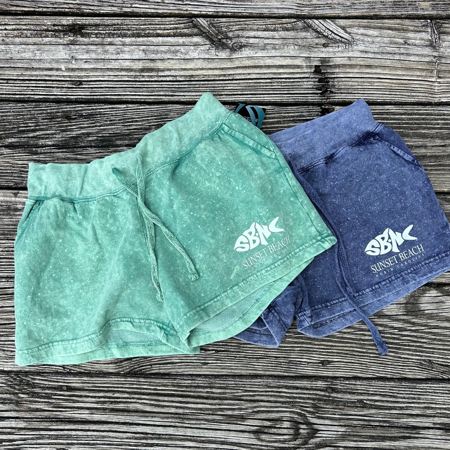 SBNC FISH CLASSIC WOMEN&#39;S SWEAT SHORTS