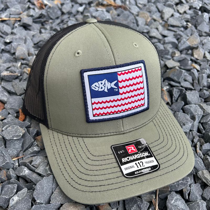 SBNC FISH WAVES FLAG PATCH CAP LODEN/BLACK 112