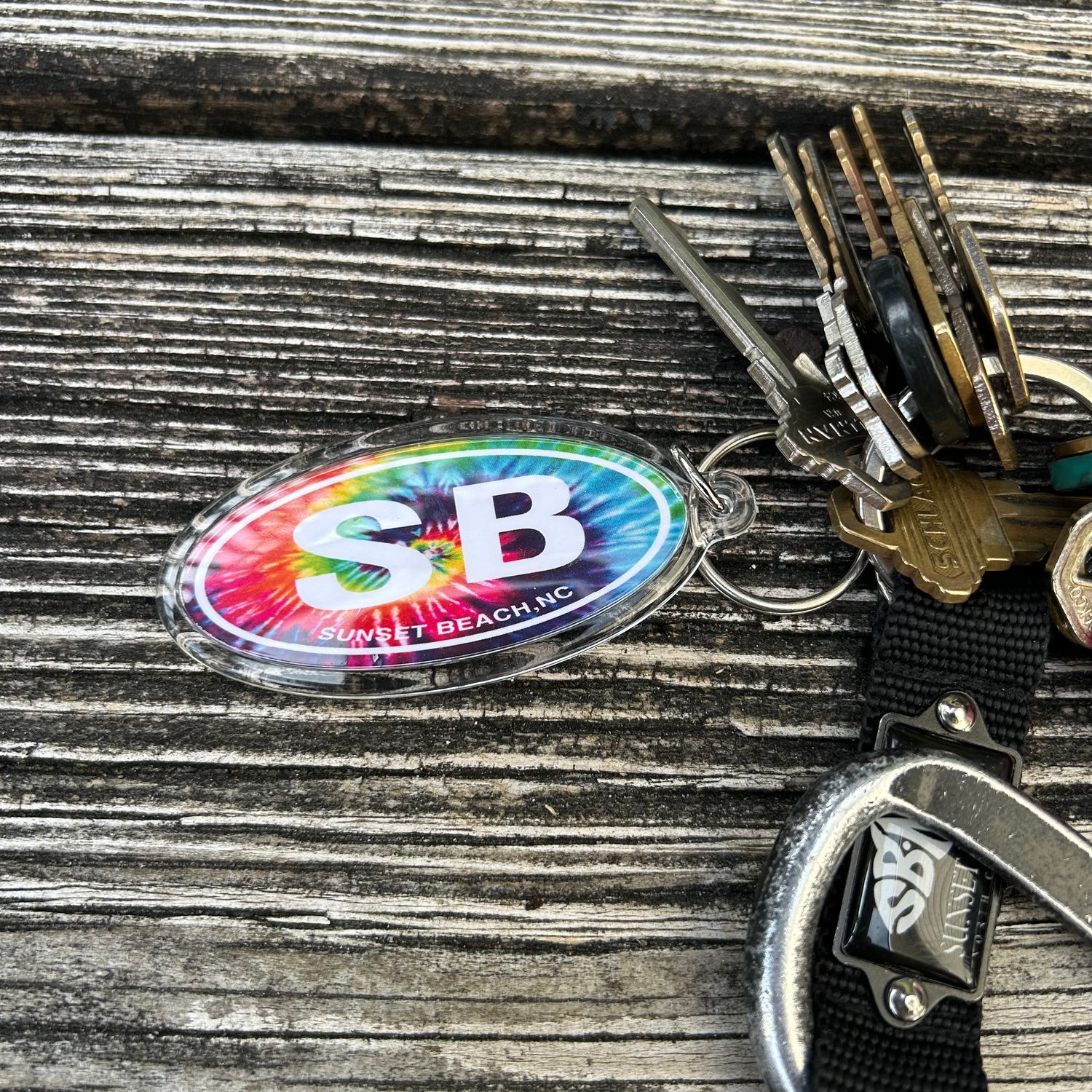 SB OVAL TIE-DYE KEYRING