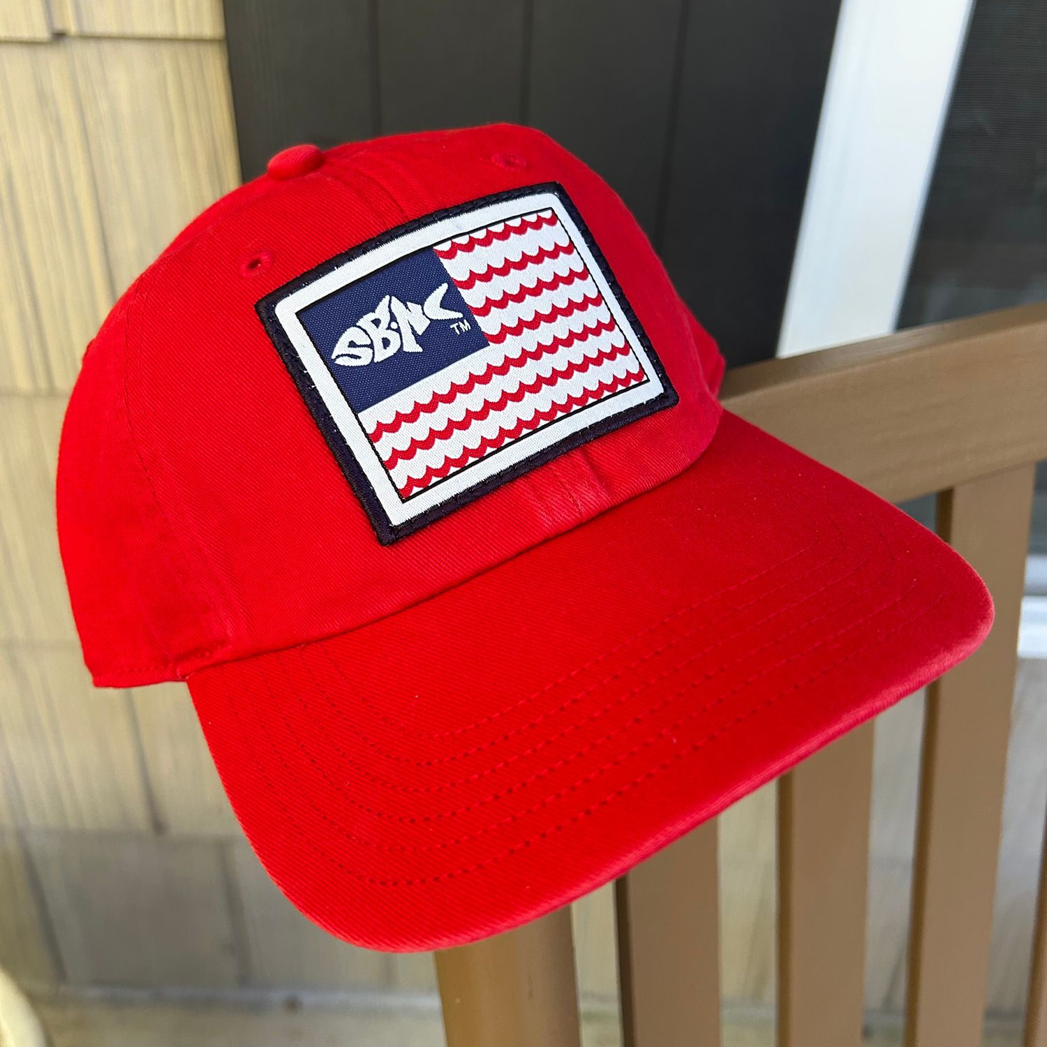 SBNC FISH WAVES FLAG PATCH CHINO CAP (YOUTH) RED R320