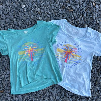 FLECKS PALM LADIES SCOOP TEE FLECKS PALM LADIES SCOOP TEE