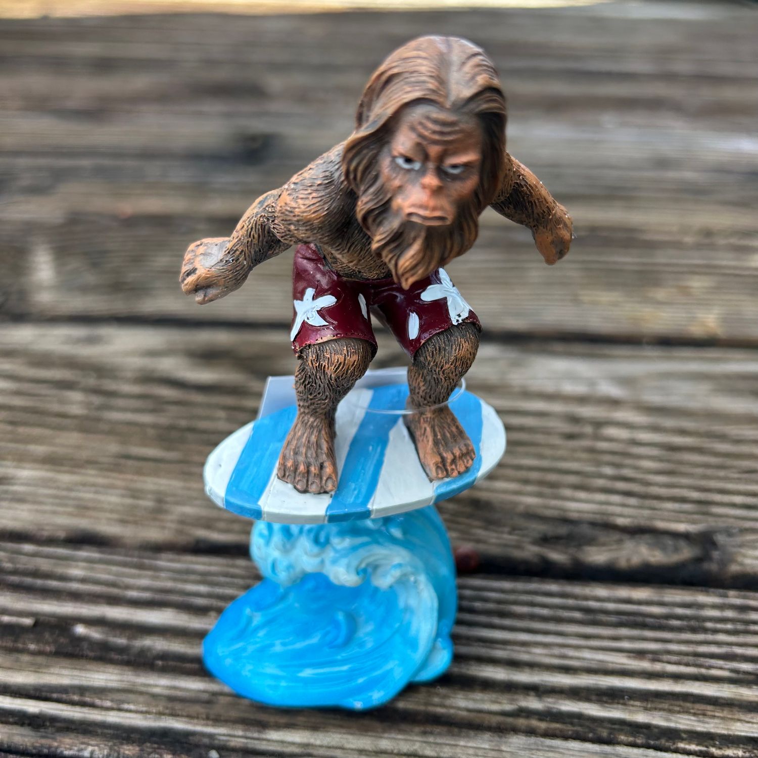 RESIN SURFING BIGFOOT SPRING WAVE