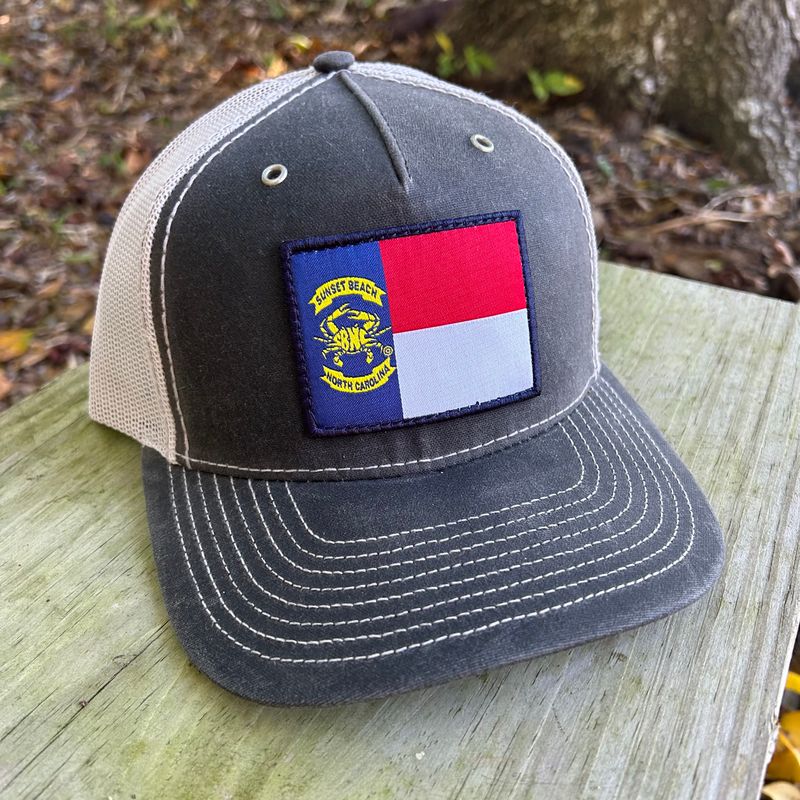 CAP SBNC CRAB NC FLAG PATCH RHINO/LTGRAY 112-WAXED CAP SBNC CRAB NC FLAG PATCH RHINO/LTGRAY 112-WAXED