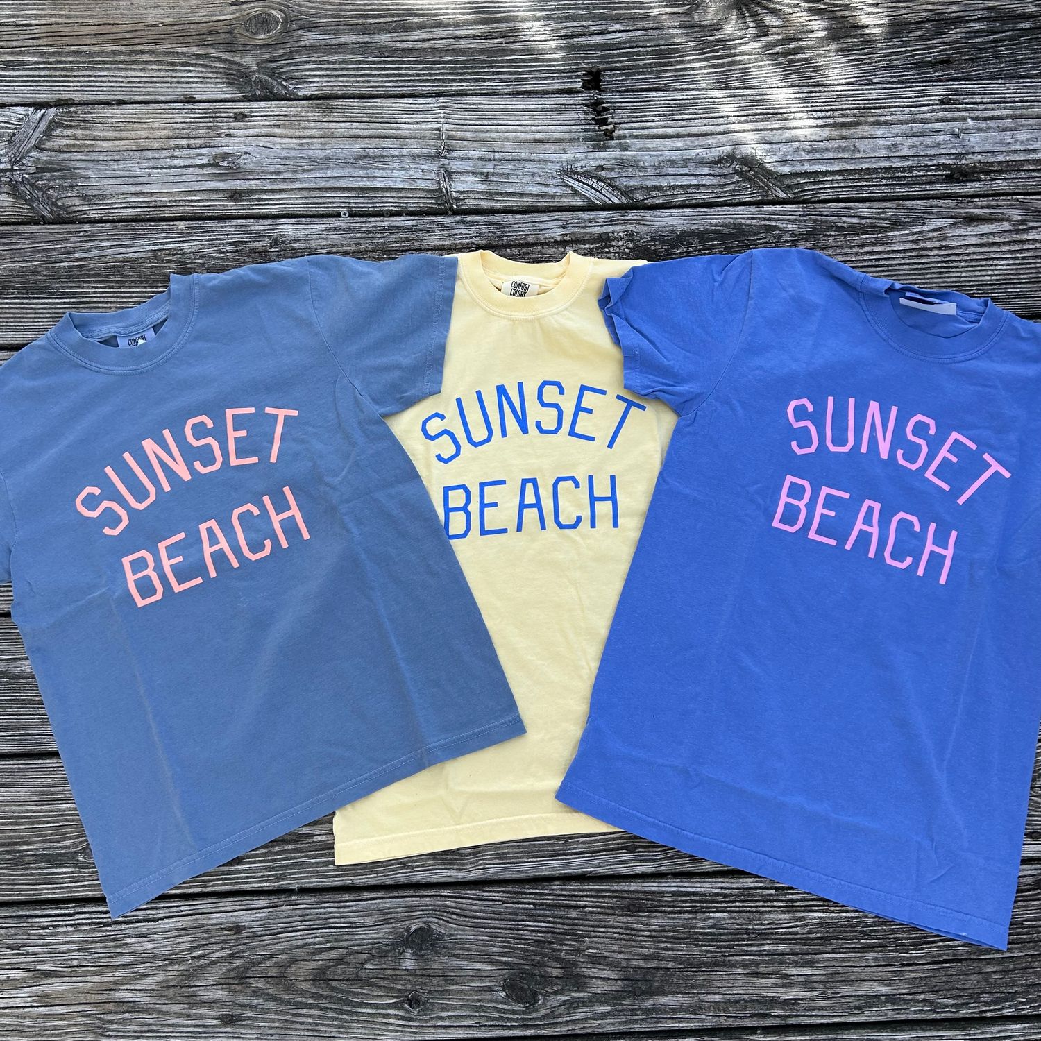 VINEYARD ARCH CC TEE