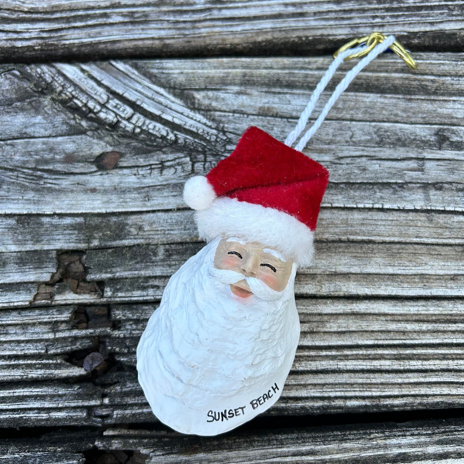 ORNAMENT OYSTER SANTA