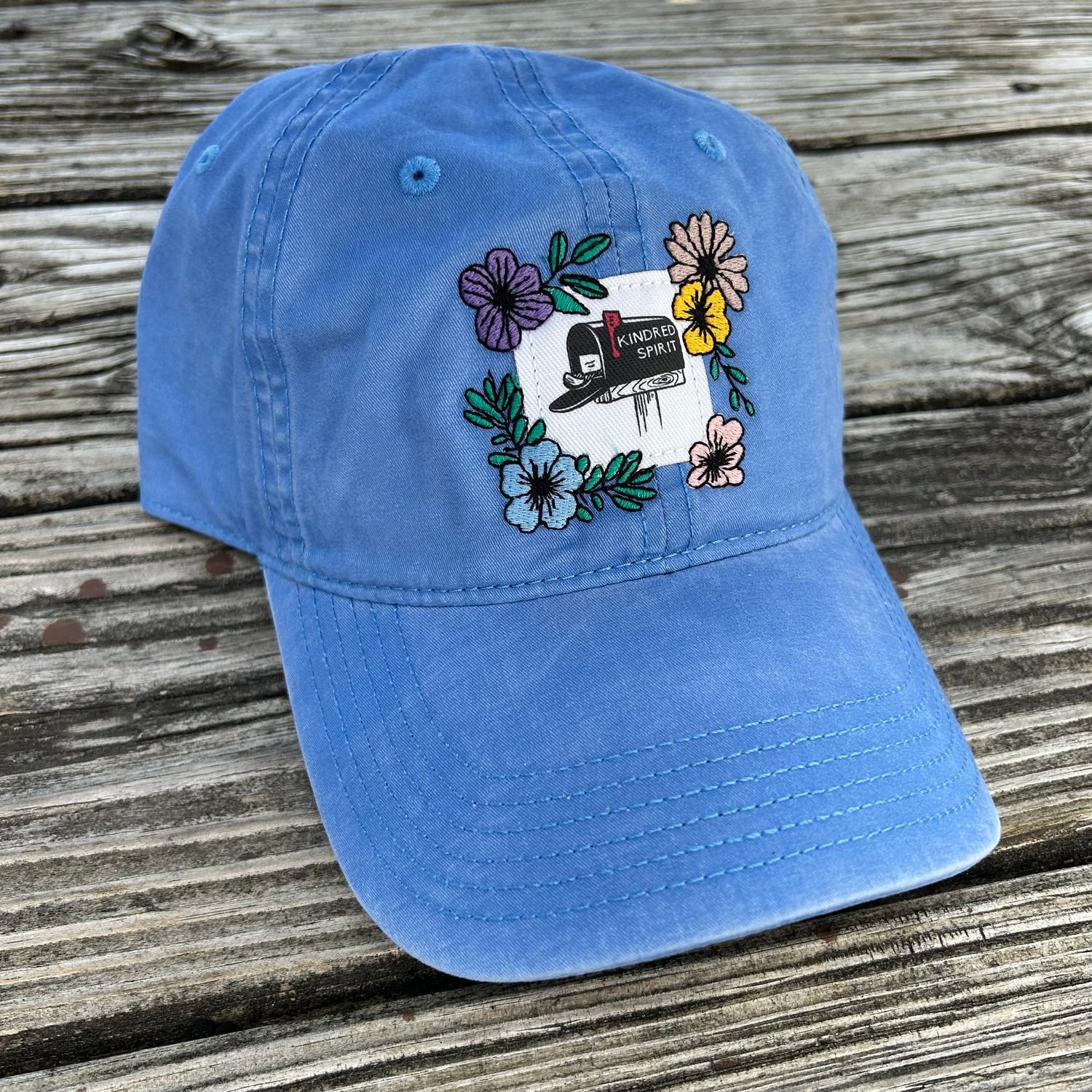 CAP KINDRED SPIRIT FLOWERS TTA (POWDER BLUE)