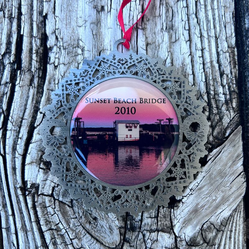 OLD BRIDGE CHRISTMAS ORNAMENT OLD BRIDGE CHRISTMAS ORNAMENT
