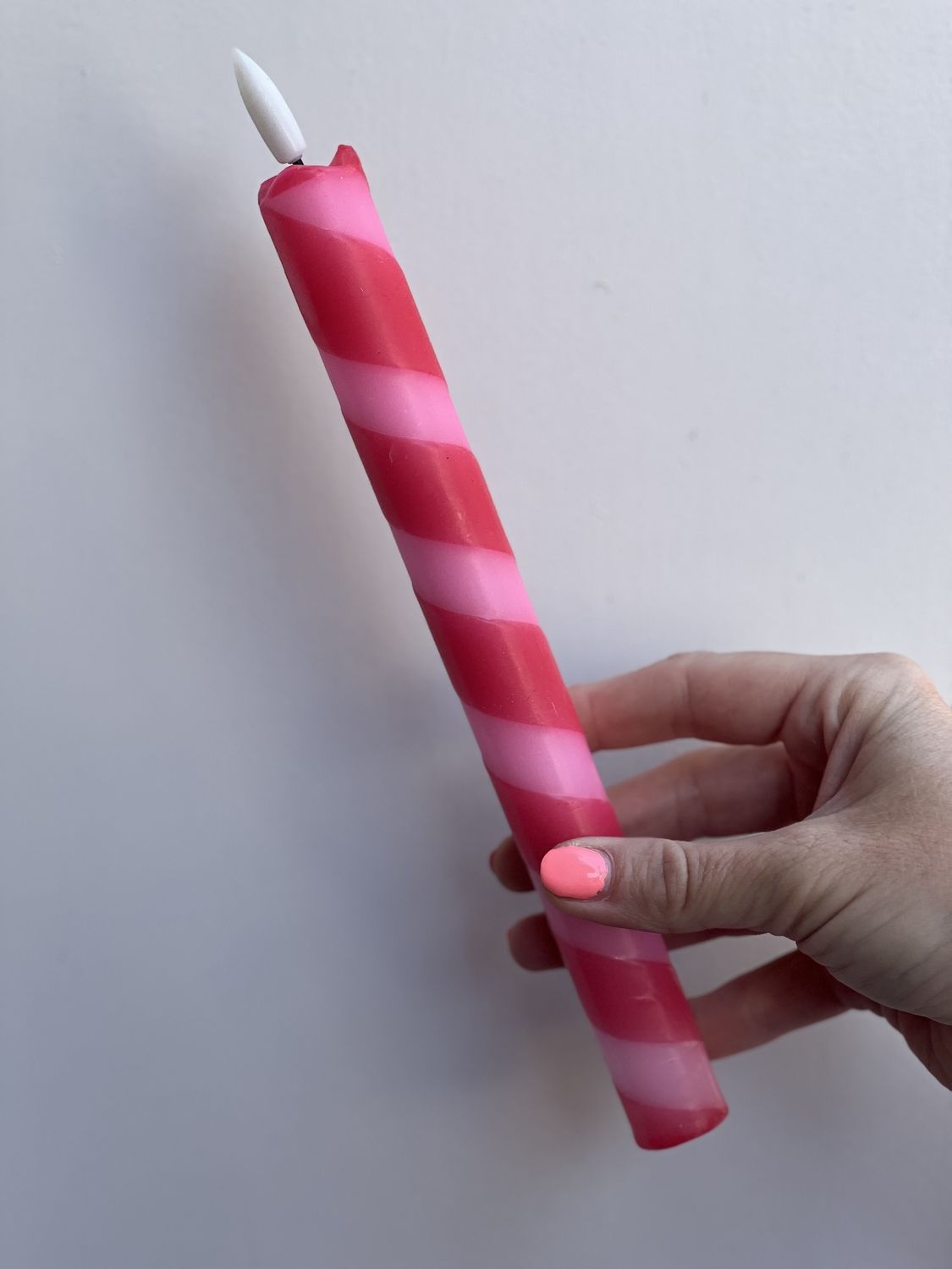 gedipte led kaars roze/rood swirl