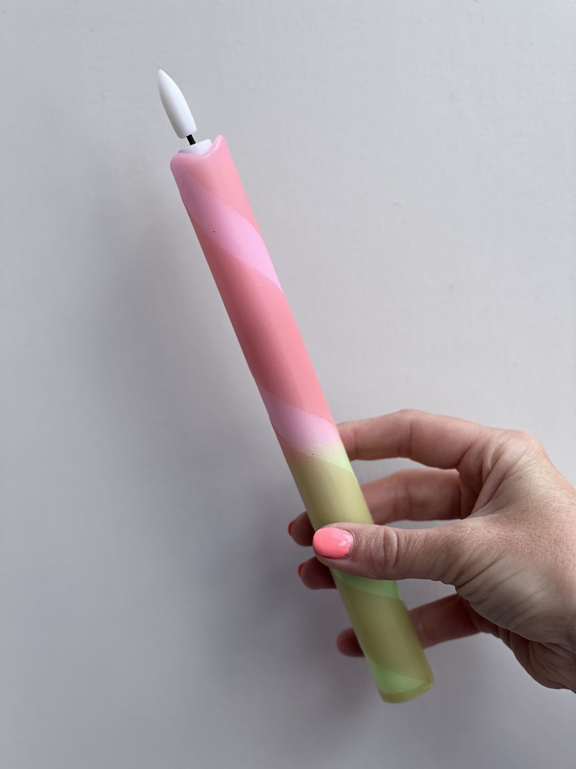 gedipte led kaars groen roze swirl
