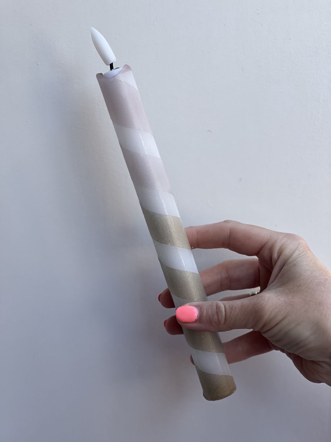 gedipte led kaars beige goud swirl