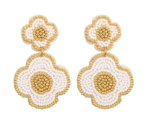 Oorbellen bloem goud/wit 11