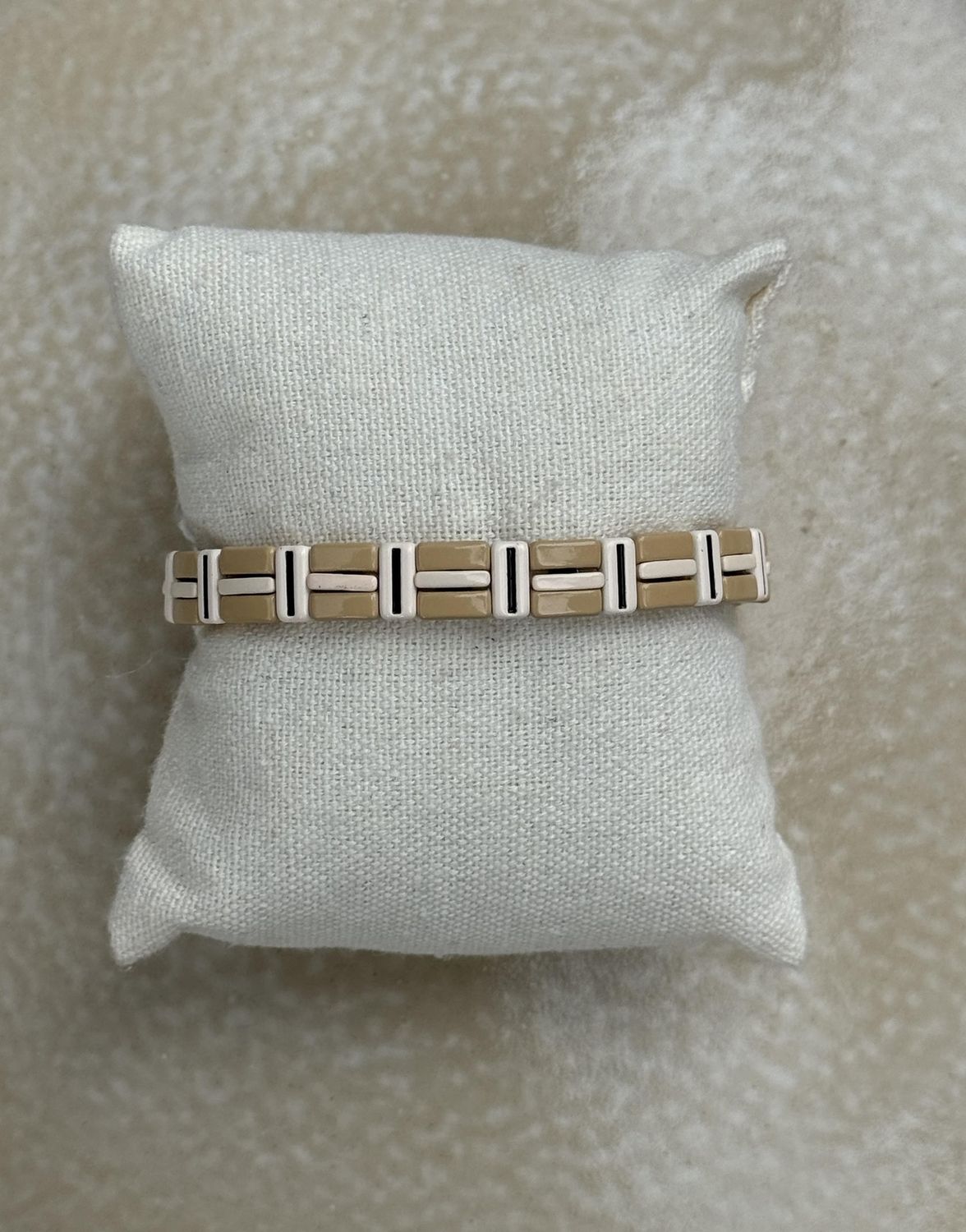 Armband creme/zwart/wit  18