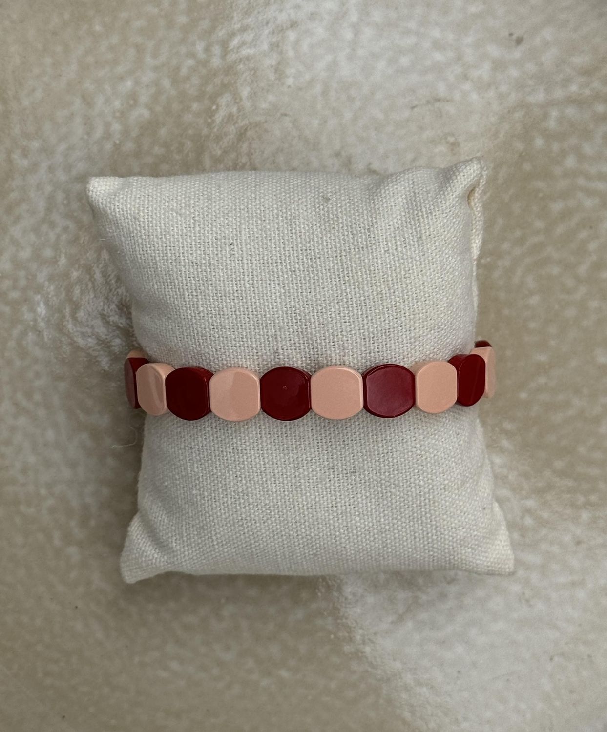 Armband rood/peache 28