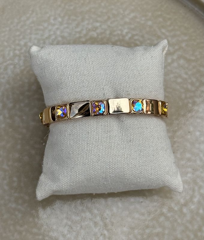 Armband goud met parelmoer steen geel 35