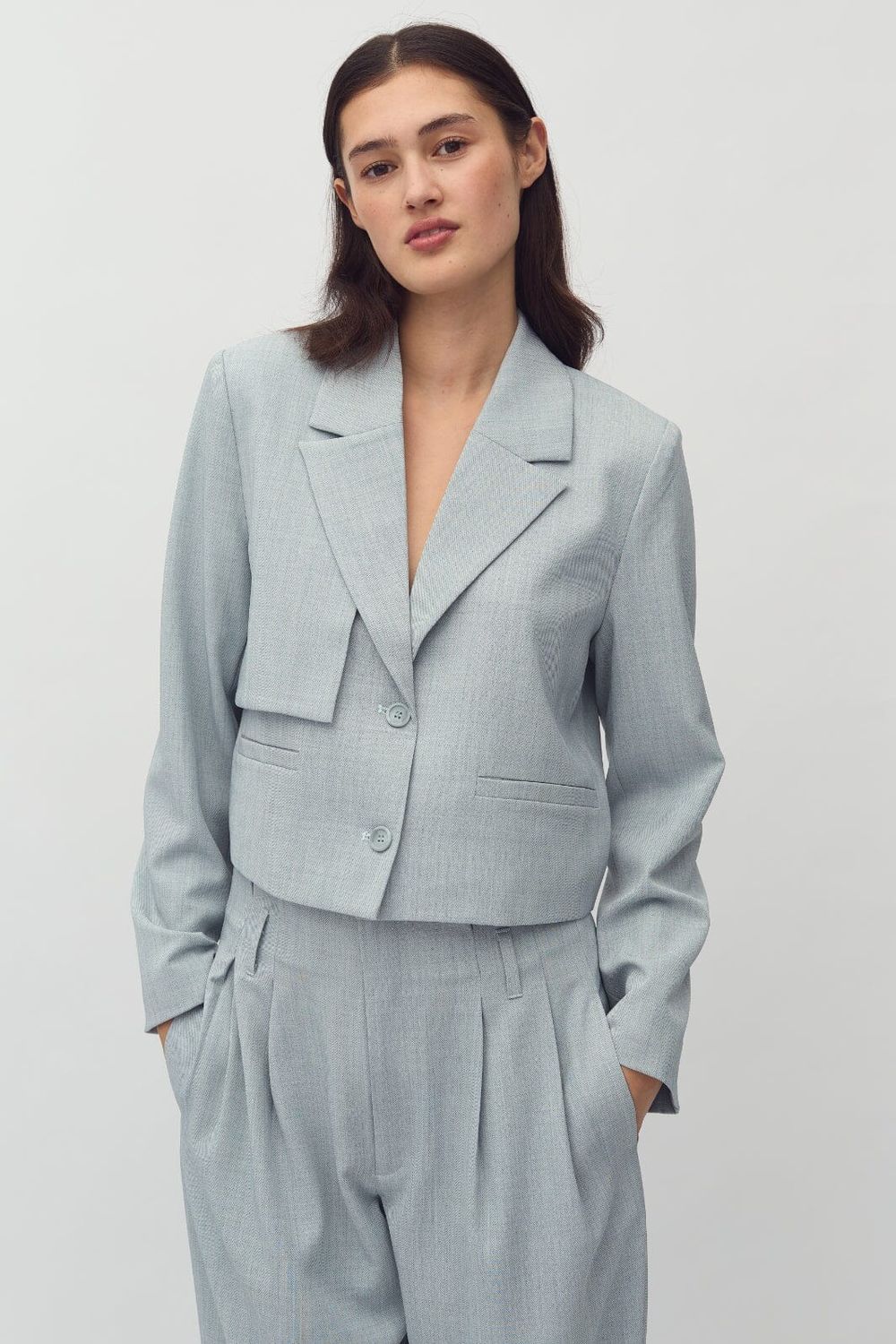 Blazer Cameron-M Lead