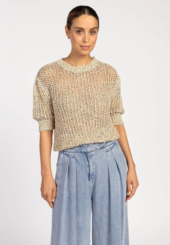 Top NURIA SPACEDYE CO
