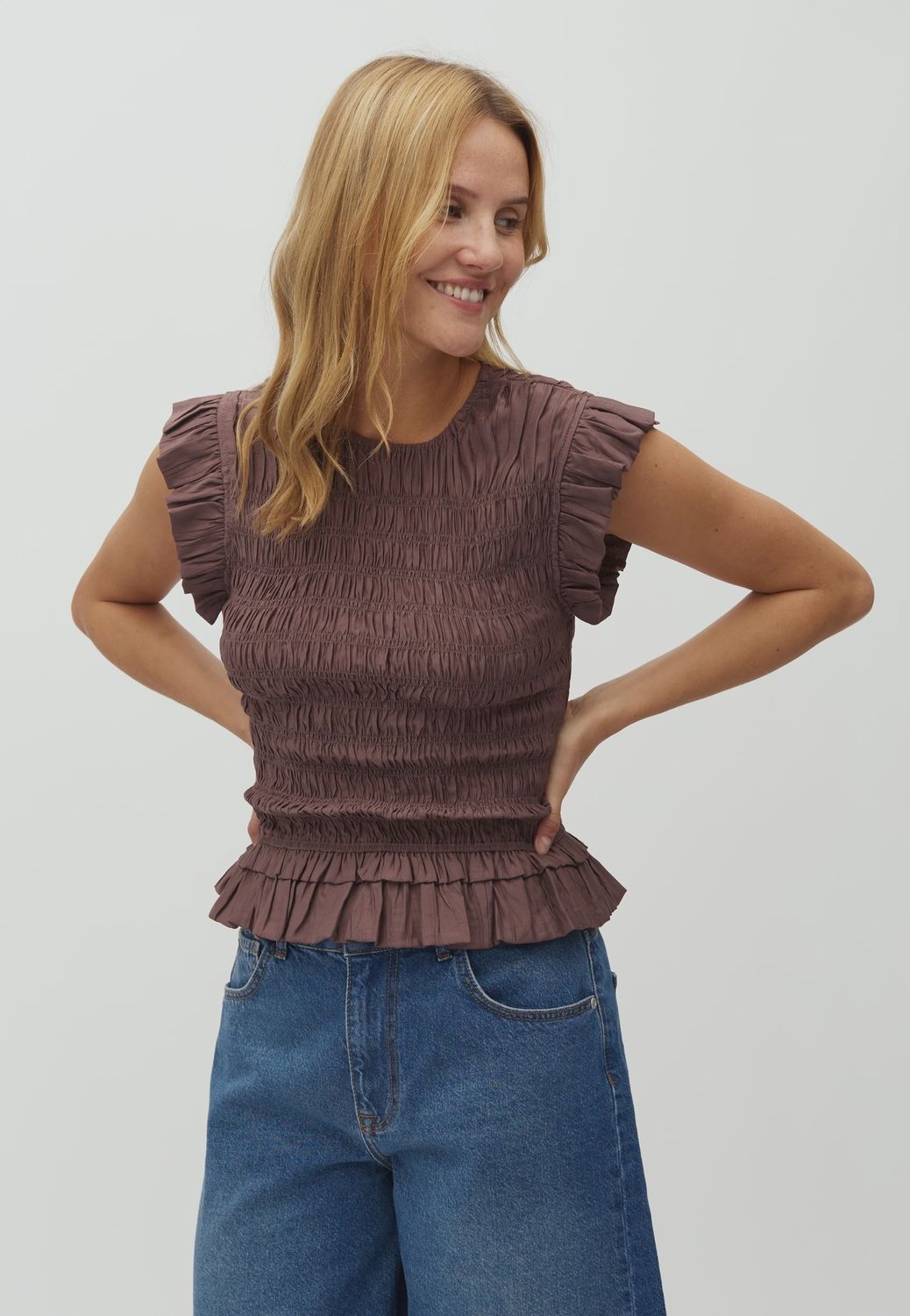 Venlora-M Brown Lilac Top / T-shirt