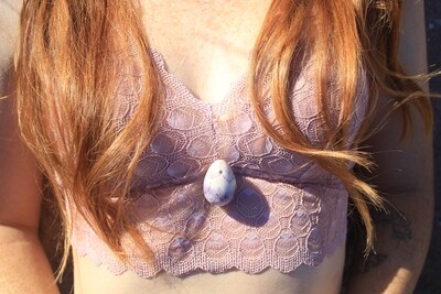 OEUF DE YONI EN AMETHYSTE