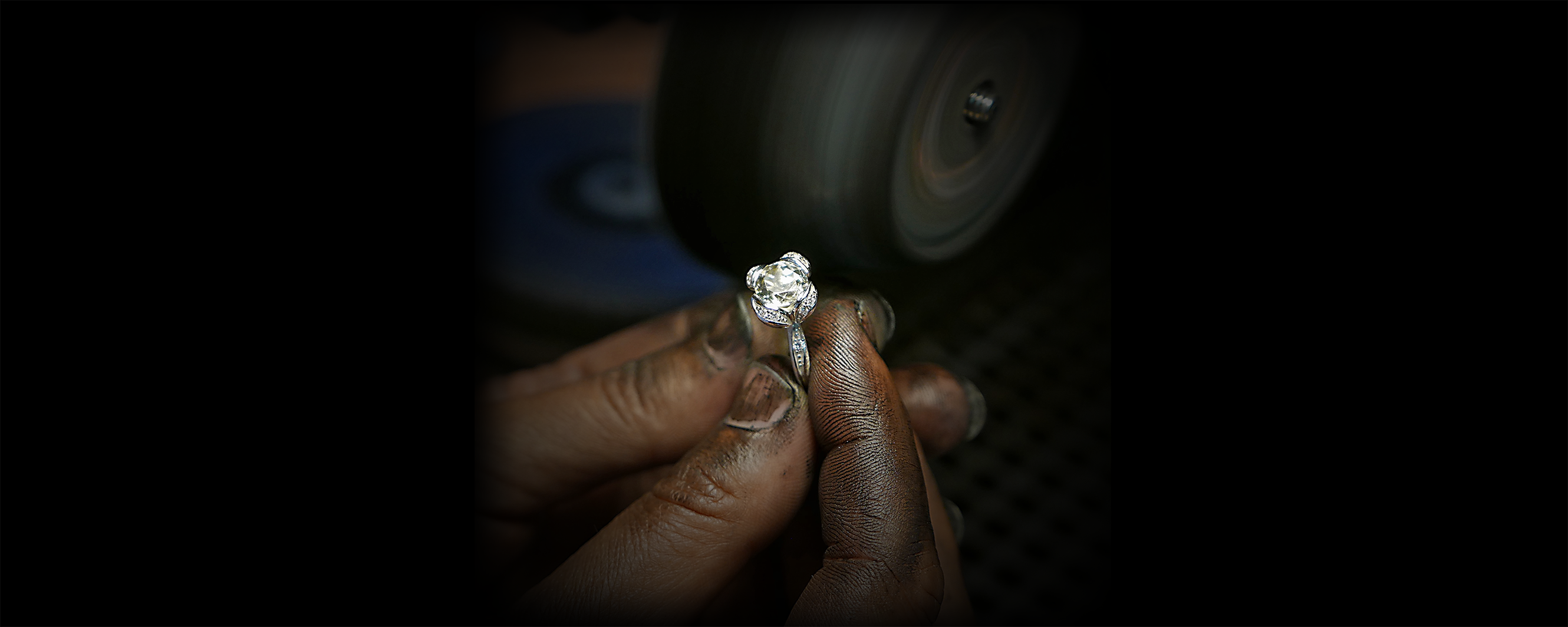 Verlobungsringe und Alliance-Ringe